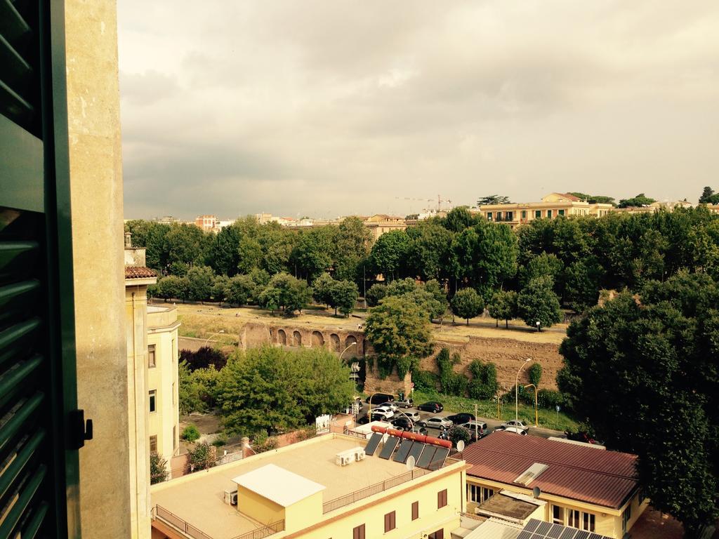 Urban Pine Rooms Řím Pokoj fotografie